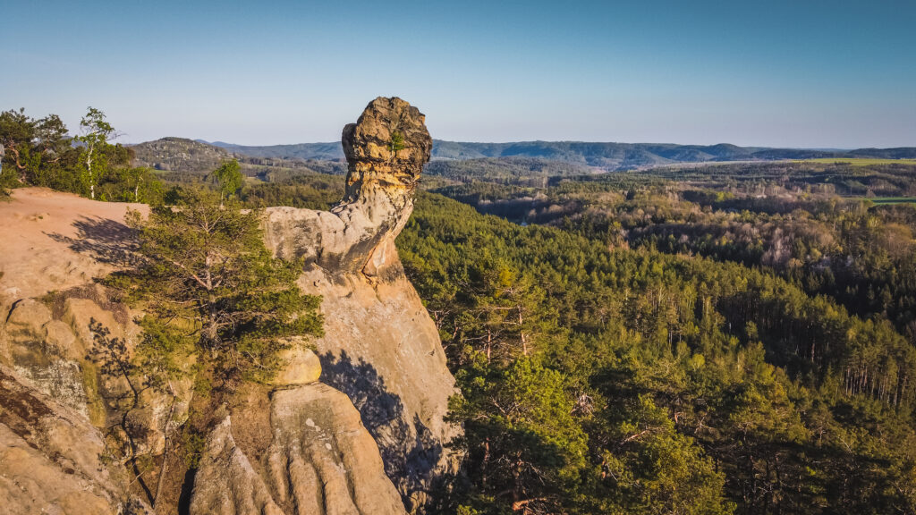 Ztracený svět - tajemné Kokořínsko - Máchův kraj (zdroj: Depositphotos)